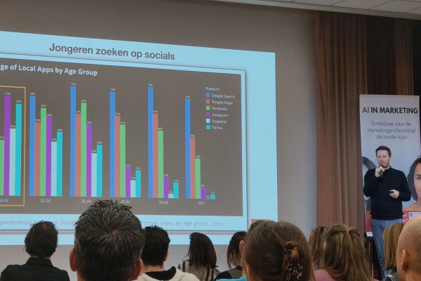 Etienne-Donicie-spreekt-op-AI-in-Marketing-400